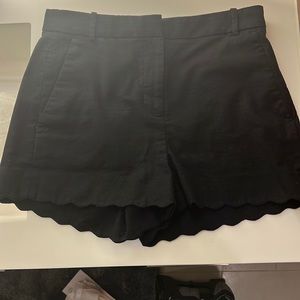 ✨LIKE NEW✨ JCrew Black Scalloped Shorts